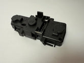 Oryginalny uchwyt lampy tylnej Audi A6 (4B) L/P Hella B5831BLRF / 148162